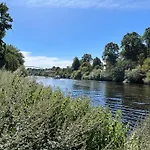 Calm Cosy House With Beautiful Riverside Walk To Centre York