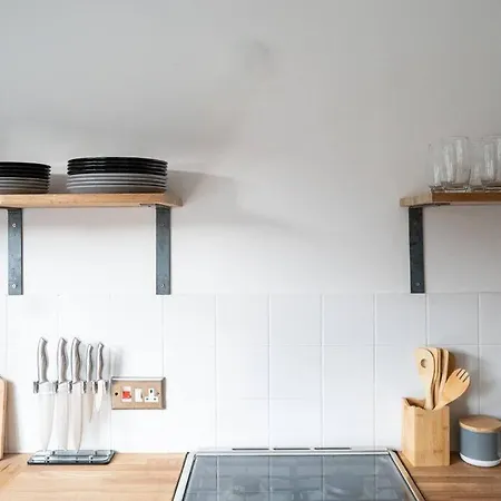 Vakantiehuis Calm Cosy House With Beautiful Riverside Walk To Centre *