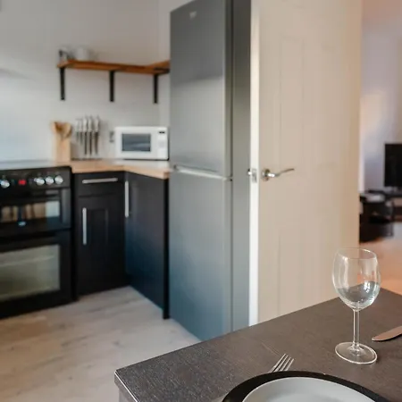 Vakantiehuis Calm Cosy House With Beautiful Riverside Walk To Centre