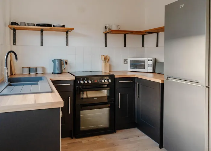 Dom wakacyjny Calm Cosy House With Beautiful Riverside Walk To Centre