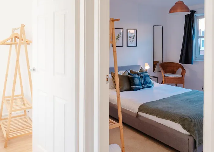 Dom wakacyjny Calm Cosy House With Beautiful Riverside Walk To Centre York