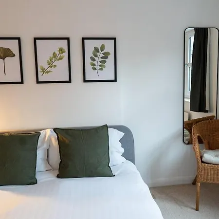Calm Cosy House With Beautiful Riverside Walk To Centre * York