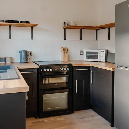 Tatil Evi Calm Cosy House With Beautiful Riverside Walk To Centre