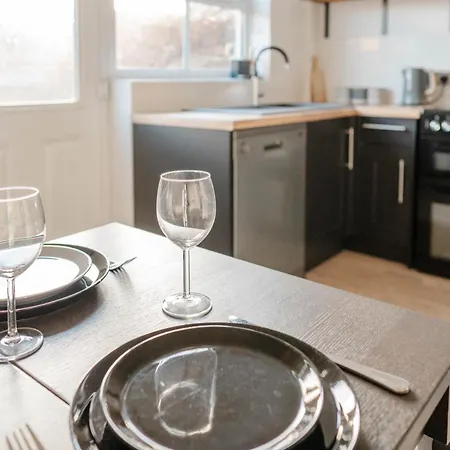 Calm Cosy House With Beautiful Riverside Walk To Centre York