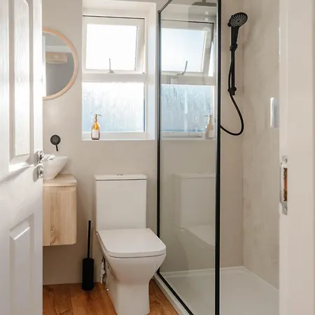 Calm Cosy House With Beautiful Riverside Walk To Centre Casa vacanze York